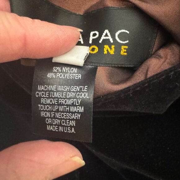 Mycra Pac One Womens Velour Coat Size S/M Black - Picture 5 of 6